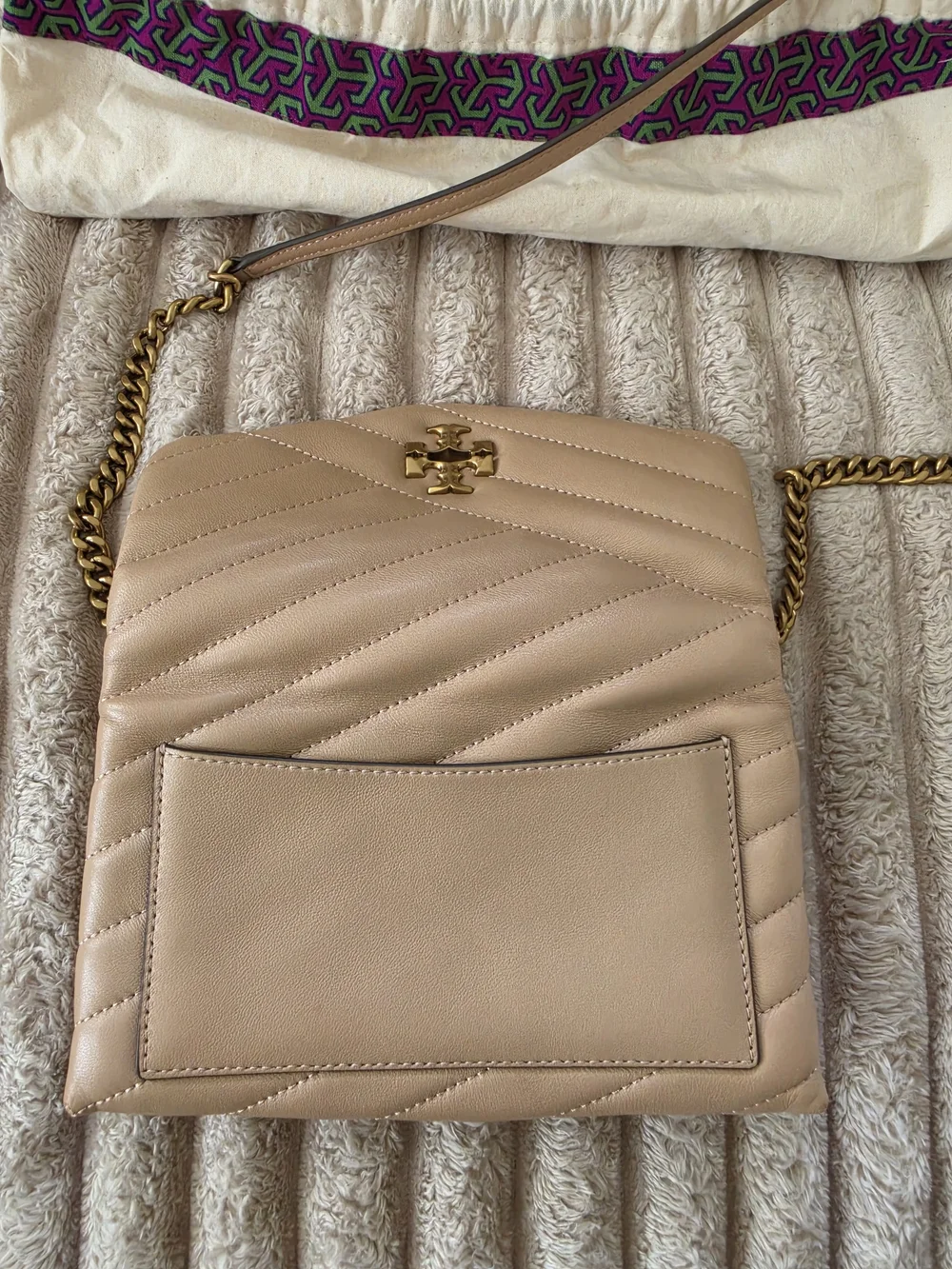 Tory Burch Chevron Quilted Crossbody in Blush
